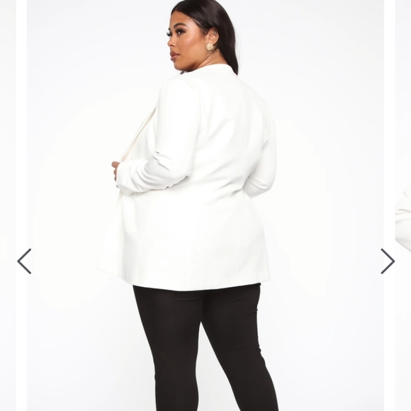 Keeping Me Busy Blazer - White - Picture 2 of 5